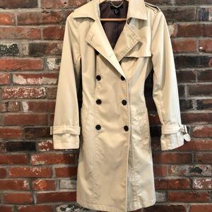 Women’s Trench Coat - Size 6